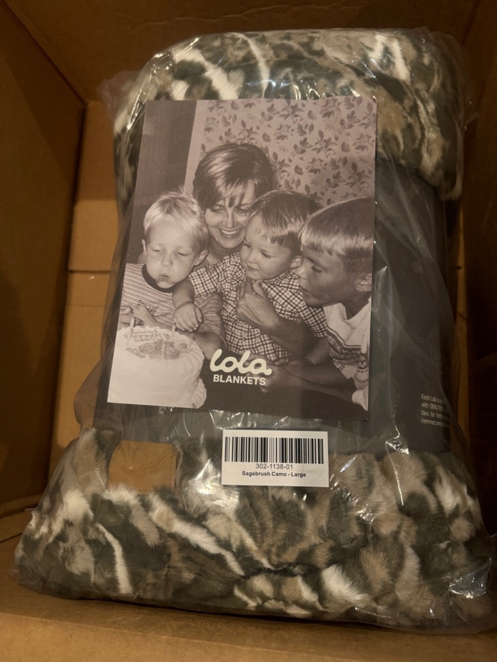 Lola Blankets/Sagebrush Camo Plush Throw/Blanket/Size L/NEW! NIB! SEALED! - Picture 14 of 16
